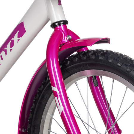 Велосипед Foxx Simple 18 (2025) (Велосипед FOXX 18" SIMPLE белый, сталь, тормоз нож, крылья, багажник, защита А-тип, передняя корз)