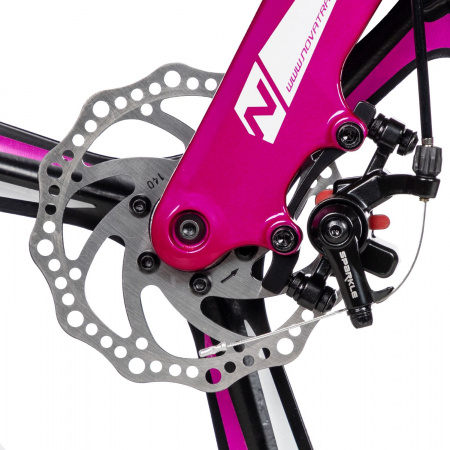 Велосипед Novatrack Flight Pro 16 (2025) (Велосипед NOVATRACK 16" FLIGHT PRO. Магний-алюм.рама, пурпурный, полная защ.цепи, Дисковый тормоз, м)